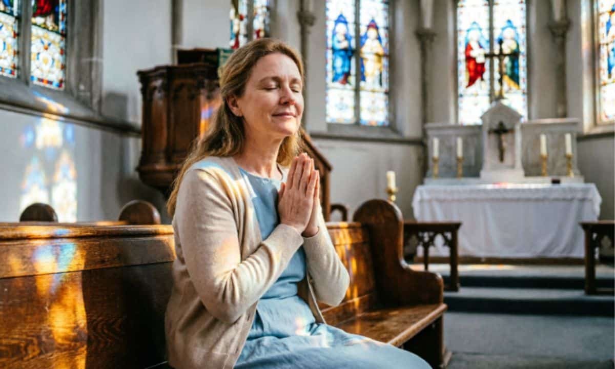 Prayer for Our Pastor Before Sunday Service